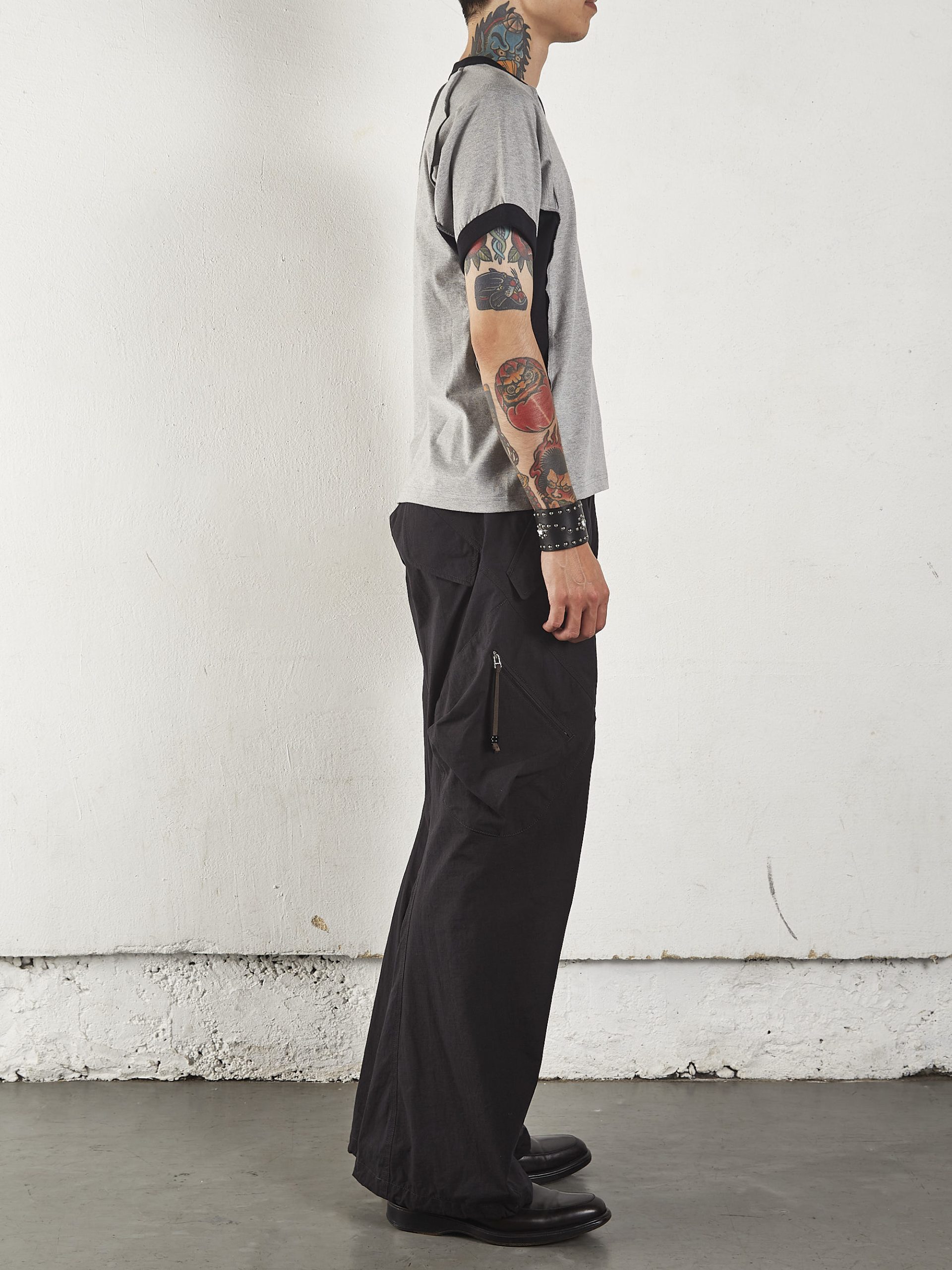 NVRFRGT / 3D TWISTED CARGO PANTS – Charcoal | disarm | no. ROTOL ...
